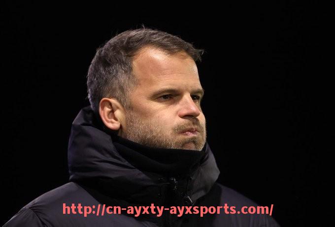 爱游戏体育-英超球队的球迷文化探析