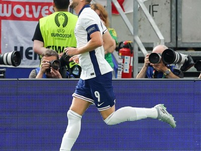 爱游戏体育-法甲俱乐部年收入排行榜及主要收入来源分析